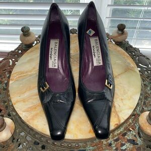 Vintage 90s Balenciaga black leather Pointed pumps Size 38